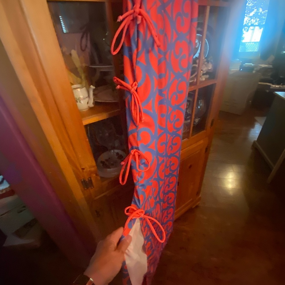 Dress - Picture 7 of 9